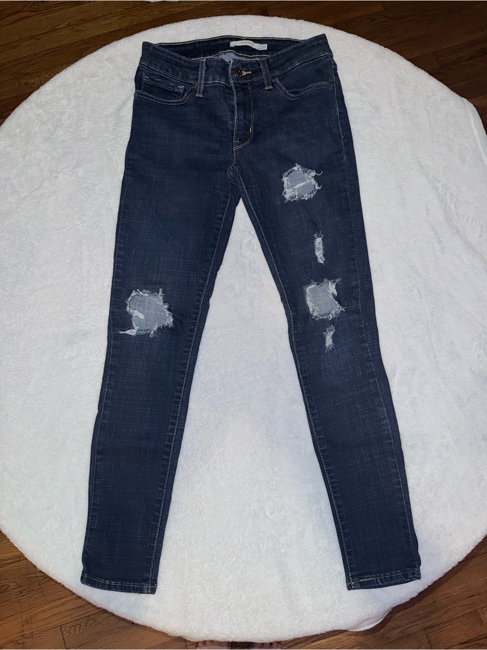 Levi’s 711 Skinny Jeans Women’s Distressed Size 25 Dark Wash Stretch Denim